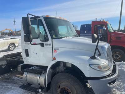 International DuraStar 4400 Hood