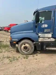 Kenworth T600 Hood