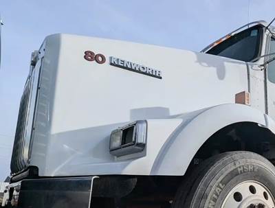 Kenworth T800 Hood