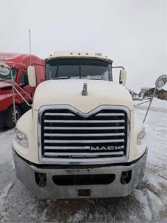 Mack Pinnacle CXU613 Hood for a 2012 Mack CXU613