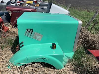 Marmon Long Nose Conventional Hood