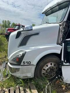 Volvo VNL Hood