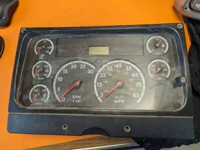 Freightliner FLD Instrument Panel Cluster