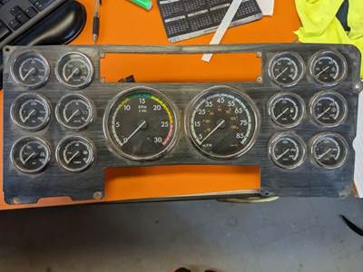 Freightliner Instrument Panel Cluster