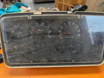 Sterling L8513 Instrument Panel Cluster