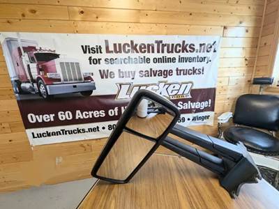 Kenworth T680 Right Mirror