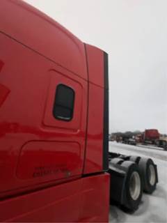 Freightliner Cascadia 126 Sleeper Fairing