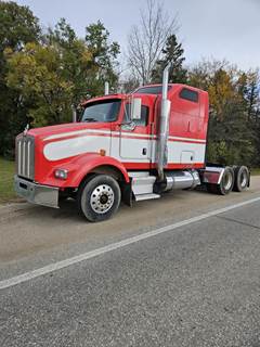 Kenworth T800 Sleeper Semi Truck - 72" Raised Roof Sleeper, Caterpillar 435HP, 10 Speed Manual