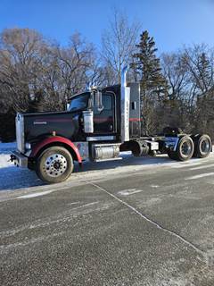 Kenworth W900L Sleeper Semi Truck - 28" Flat Top Sleeper, Cummins 450HP, 10 Speed Manual