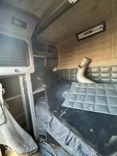 Peterbilt 379 Sleeper