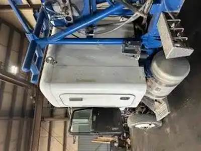 Peterbilt 389 Sleeper