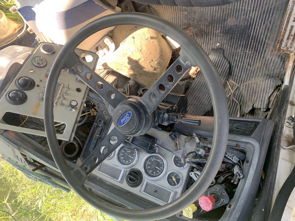 Ford L9000 Steering Wheel For A Ford Aeromax L9000 For Sale Winger Mn 826 Mylittlesalesman Com