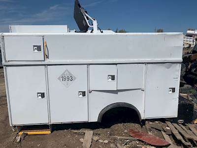 11 Foot Lenth StAhl Utility Body Nice ShApe WAs On A Medium Duty Truck