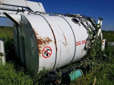 2012 Ramvac Vacuum Unit With Pump And Hydraulic Pressure Washer Has Controls And