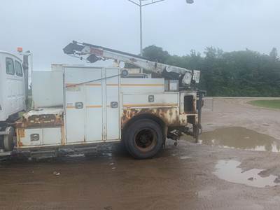 Used Service Body Some Rust Showing But Nice Overall Comes With Crane Imt 2020