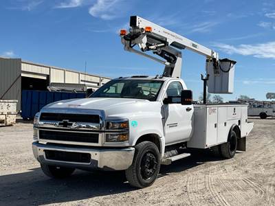 Chevrolet 5500 Boom / Bucket Truck - 350HP