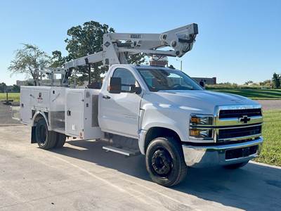 Chevrolet 5500 Boom / Bucket Truck - 350HP