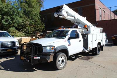 Dodge Ram 5500 Boom / Bucket Truck - 305HP