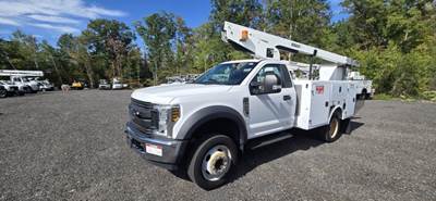 Ford F-450 Boom / Bucket Truck - 288HP
