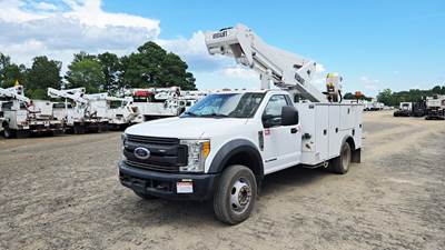Ford F-550 Boom / Bucket Truck - 440HP