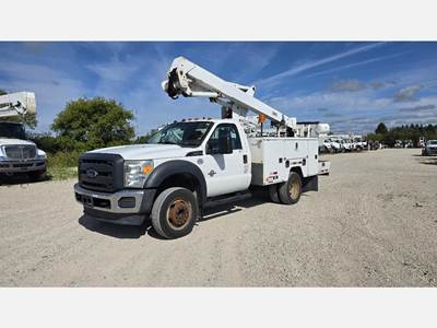 Ford F-550 Boom / Bucket Truck - 440HP