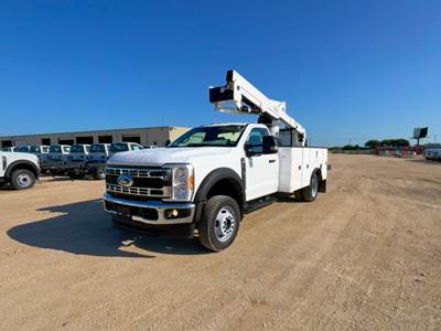 Ford F-550 Boom / Bucket Truck - 335HP
