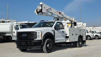 Ford F-550 Boom / Bucket Truck - 330HP