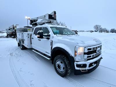 Ford F-550 Boom / Bucket Truck - 330HP