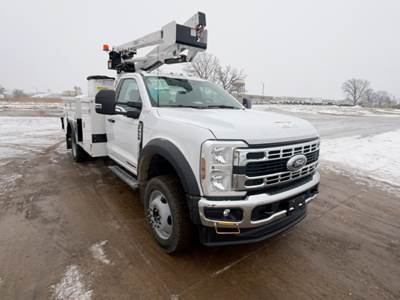 Ford F-550 Boom / Bucket Truck - 330HP