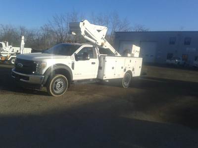 Ford F-550 Boom / Bucket Truck - 330HP