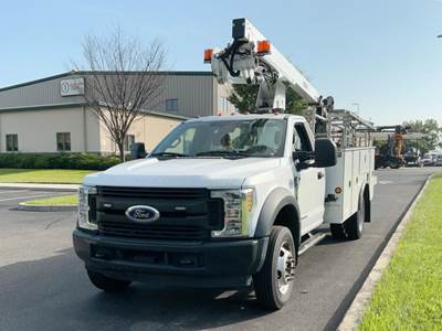 Ford F-550 Boom / Bucket Truck - 440HP