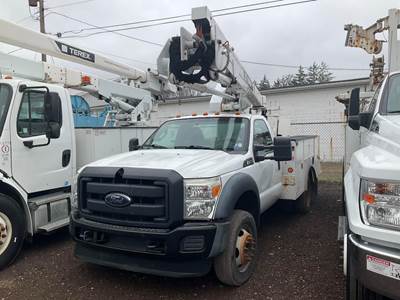 Ford F-550 Boom / Bucket Truck - 362HP