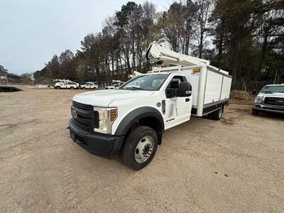 Ford F-550 Boom / Bucket Truck - 330HP