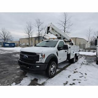 Ford F-550 Boom / Bucket Truck - 440HP