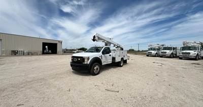Ford F-550 Boom / Bucket Truck - 330HP
