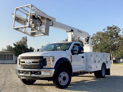 Ford F-550 Boom / Bucket Truck - 288HP