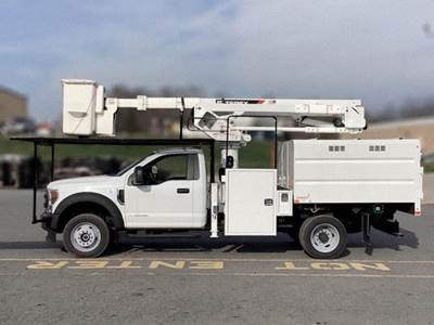 Ford F-550 Boom / Bucket Truck - 330HP