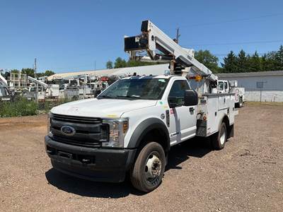 Ford F-550 Boom / Bucket Truck - 330HP