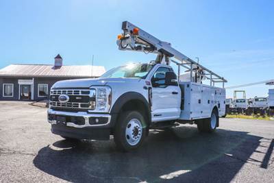Ford F-550 Boom / Bucket Truck