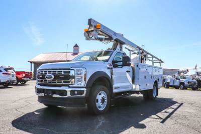 Ford F-550 Boom / Bucket Truck