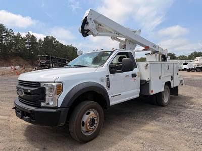 Ford F-550 Boom / Bucket Truck - 330HP