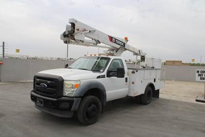 Ford F-550 Boom / Bucket Truck - 362HP