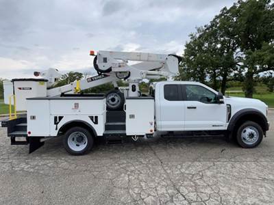 Ford F-550 Boom / Bucket Truck - 330HP