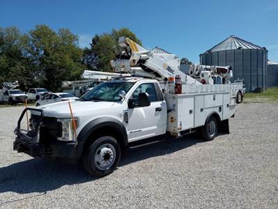 Ford F-550 Boom / Bucket Truck - 330HP