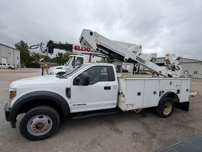 Ford F-550 Boom / Bucket Truck - 440HP