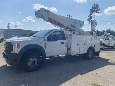 Ford F-550 Boom / Bucket Truck - 330HP
