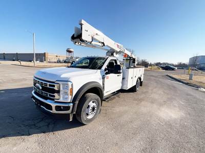 Ford F-600 Boom / Bucket Truck - 330HP