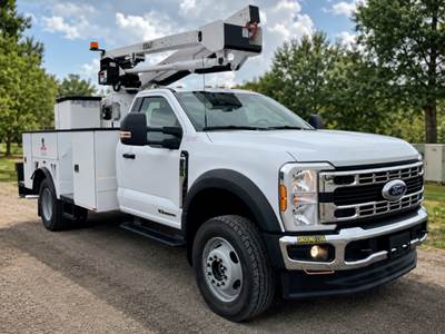 Ford F-600 Boom / Bucket Truck - 330HP