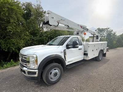 Ford F-600 Boom / Bucket Truck - 330HP