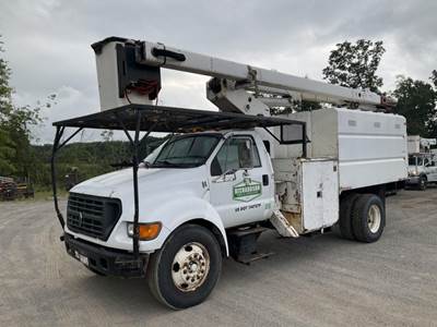 Ford F-750 Boom / Bucket Truck